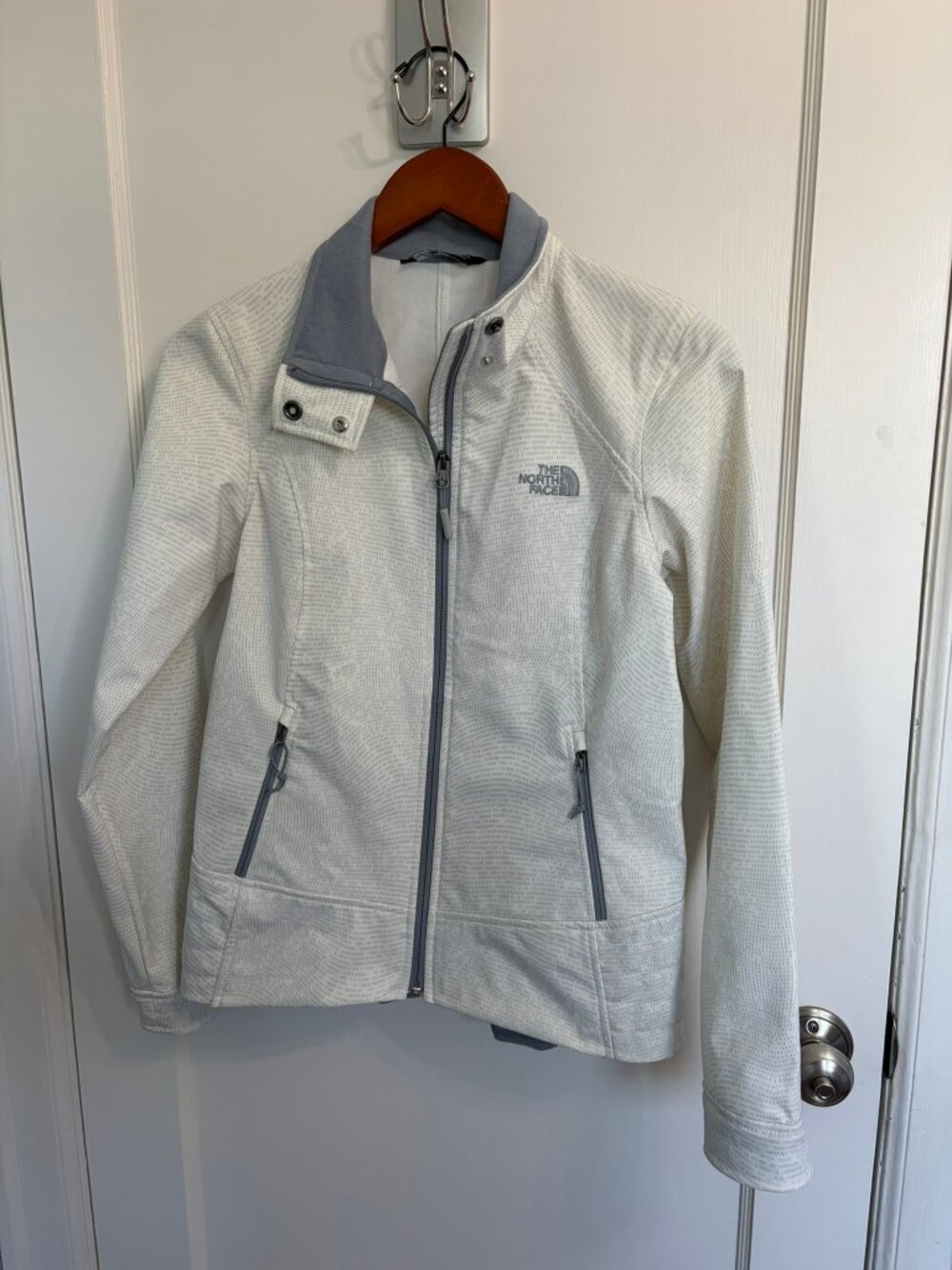 North Face Womens Softshell Jacket Small Ivory Dash Print Fleece Collar
